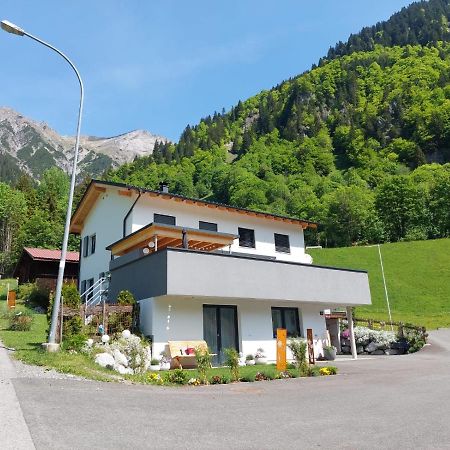 Haus Bazigg Apartment Klosterle am Arlberg Exterior photo