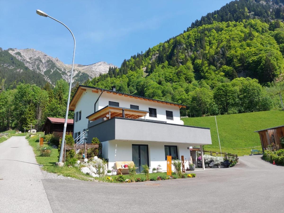Haus Bazigg Apartment Klosterle am Arlberg Exterior photo