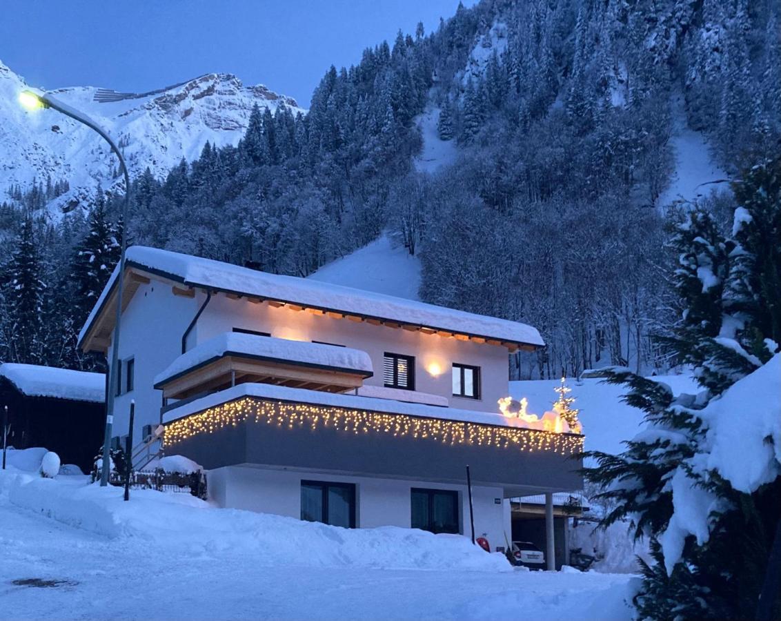 Haus Bazigg Apartment Klosterle am Arlberg Exterior photo